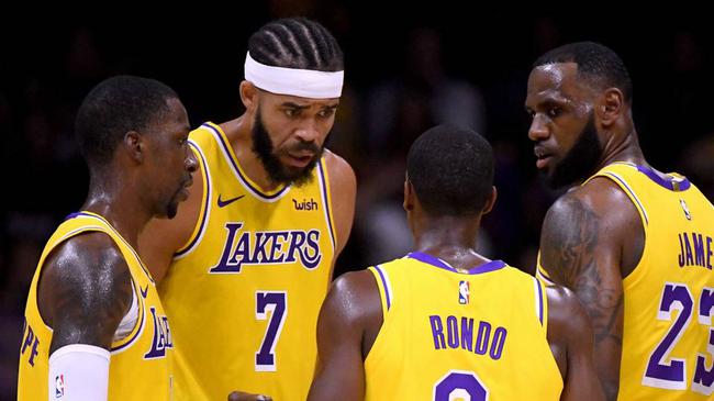 皮尔斯凭借 皮尔斯凭借